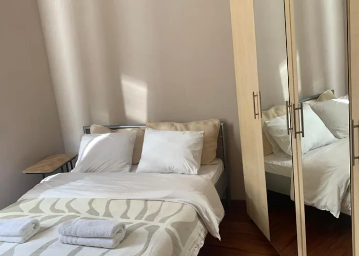 Large Double Room