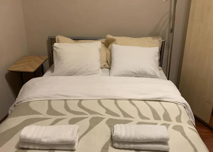Large Double Room